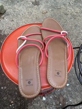 Women  s Slip On Sandals Size 8 Shade  Shore