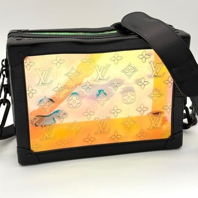 Louis Vuitton M55932 Monogram Prism Soft Shoulder Bag Black Hologram r50_0527