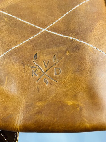 Mochila de cuero con tapa enrollable Kovered KVD Witham negra/bronceada - Imagen 4 de 22