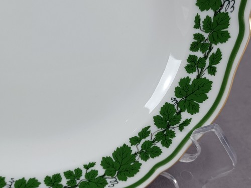 Meissen Hand Painted Green Ivy Pattern & Gold 7 Inch Plate Circa 1924-1934 - Picture 4 of 10