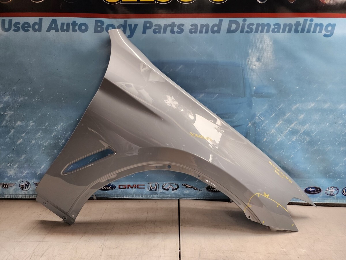 user_76f04e19 出品 2018 2019 2020 2021 BMW X3 X4 G01 G02 PASSENGER SIDE FENDER OEM