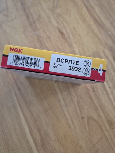 NGK 3932 Spark Plug DCPR7E - 4 Pack----- - 第 2/2 張圖片