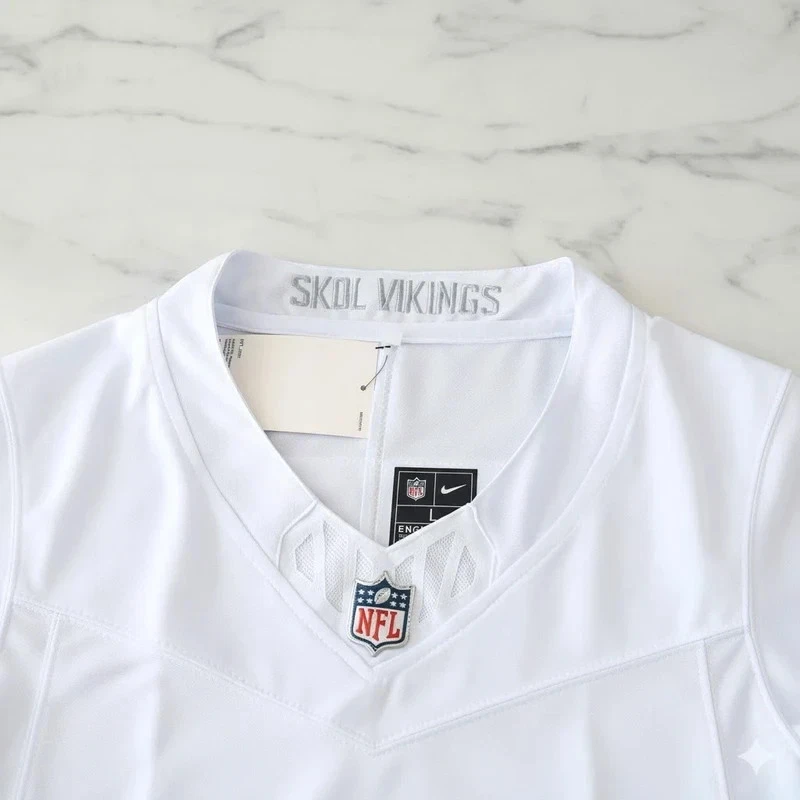 Justin Jefferson NFL Minnesota Vikings 3rd Generation Jersey Large BNWT - Image 3 of 3