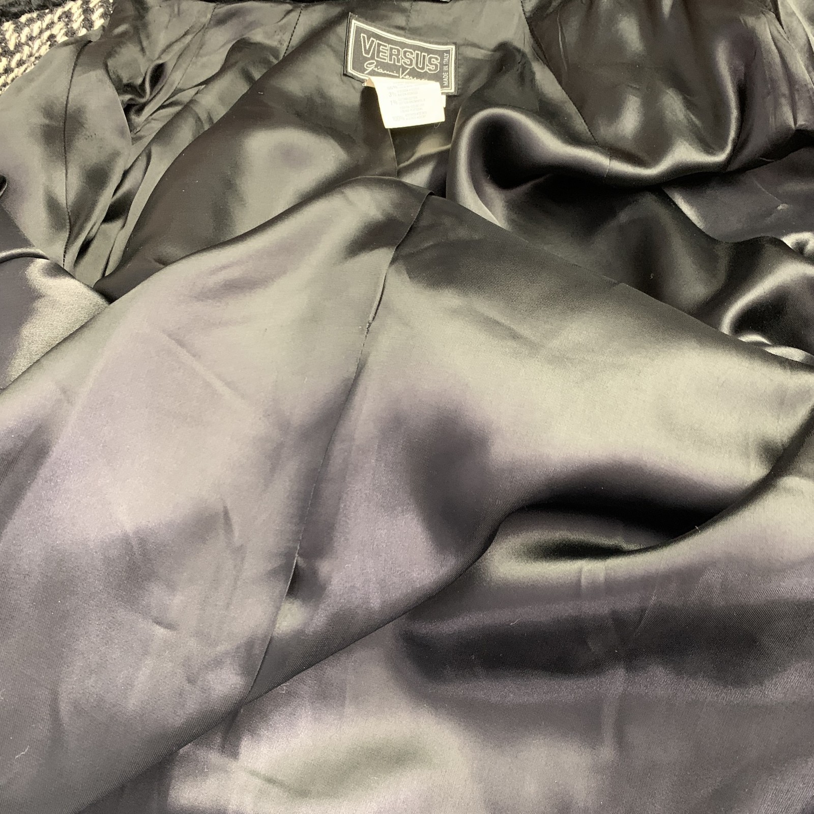 VERSUS by GIANNI VERSACE Size 44 Black White Herringbone Raglan Coat image 7