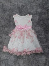 Süßes Babykleid weiß-rosa mit Blumensticke...