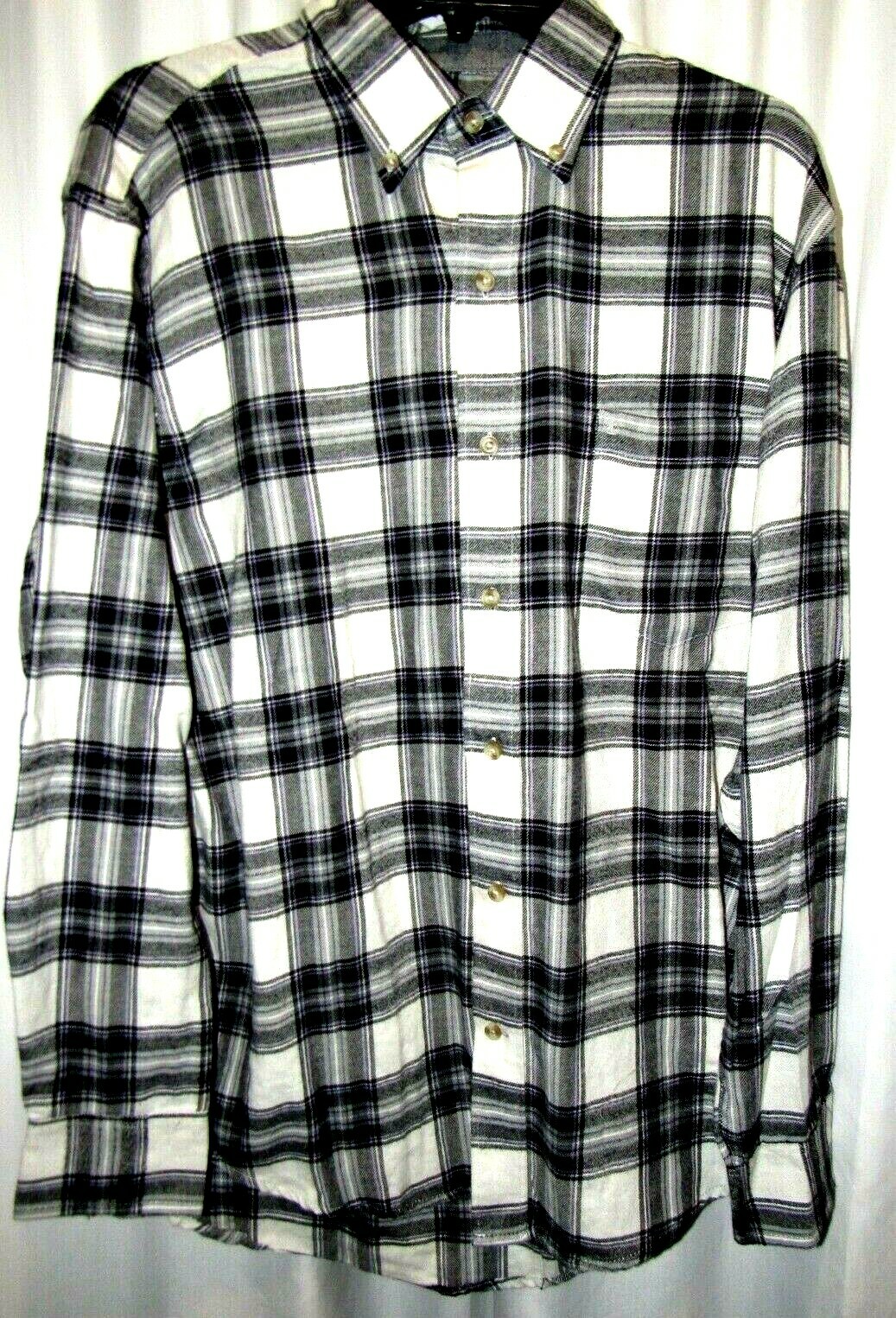IZOD Black, White, Soft, Plaid, Long Sleeve Flannel Shirt L,