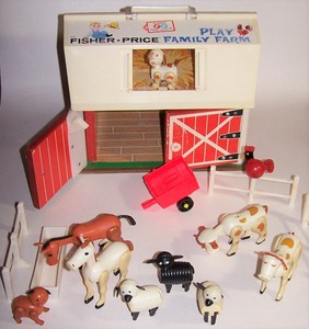 Vintage 1967 Fisher Price Little People Play Family Farm Barn