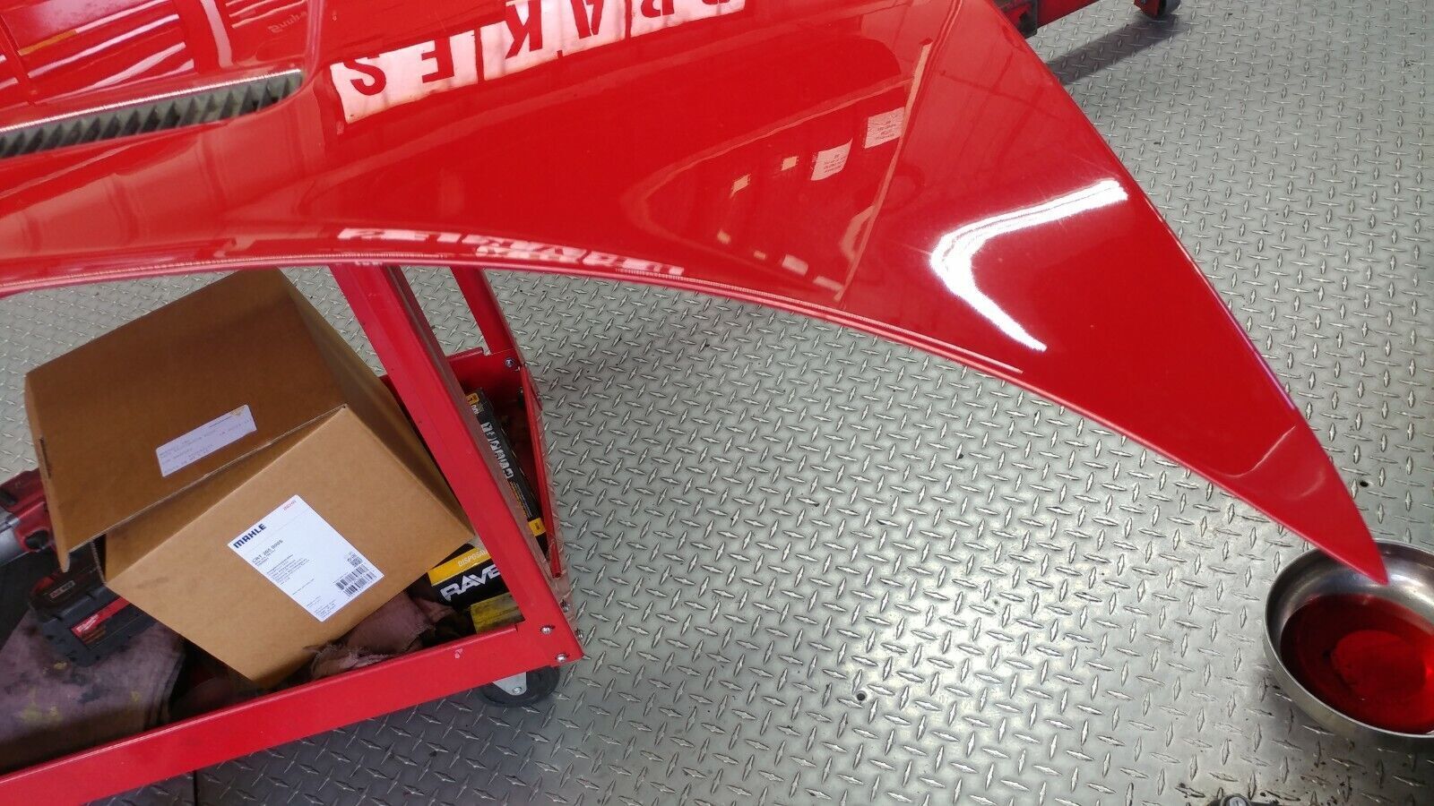 FERRARI 348 PARTS RIGHT FRONT HOOD BONNET 64304800