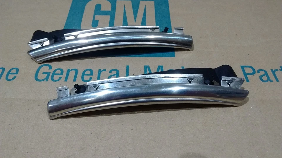 Guardabarros superior trasero molduras y goma sello antipolvo 68-72 Chevy CHEVELLE ss Foto 2 de 4