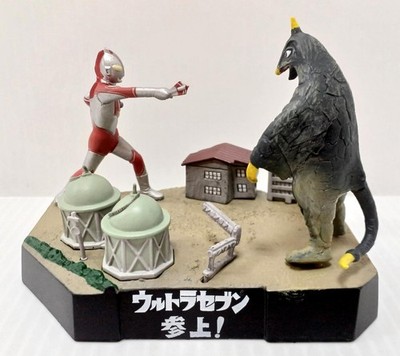 Ultra Seven Giga Ultra Kaiju Figure Used, Some Wear and Tacky Residue