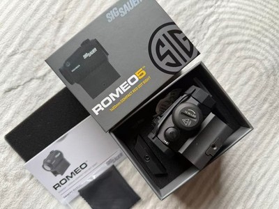 Sig Sauer ROMEO5 1x20mm 2 MOA Red Dot Sight w/ Mounts - SOR52001