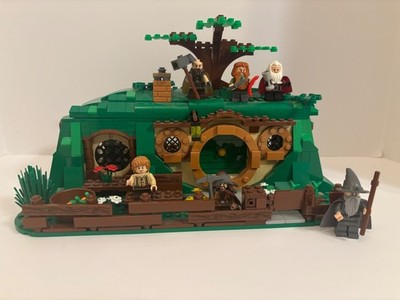 The Lego set An Unexpected Gathering 79003 part of The Hobbit theme