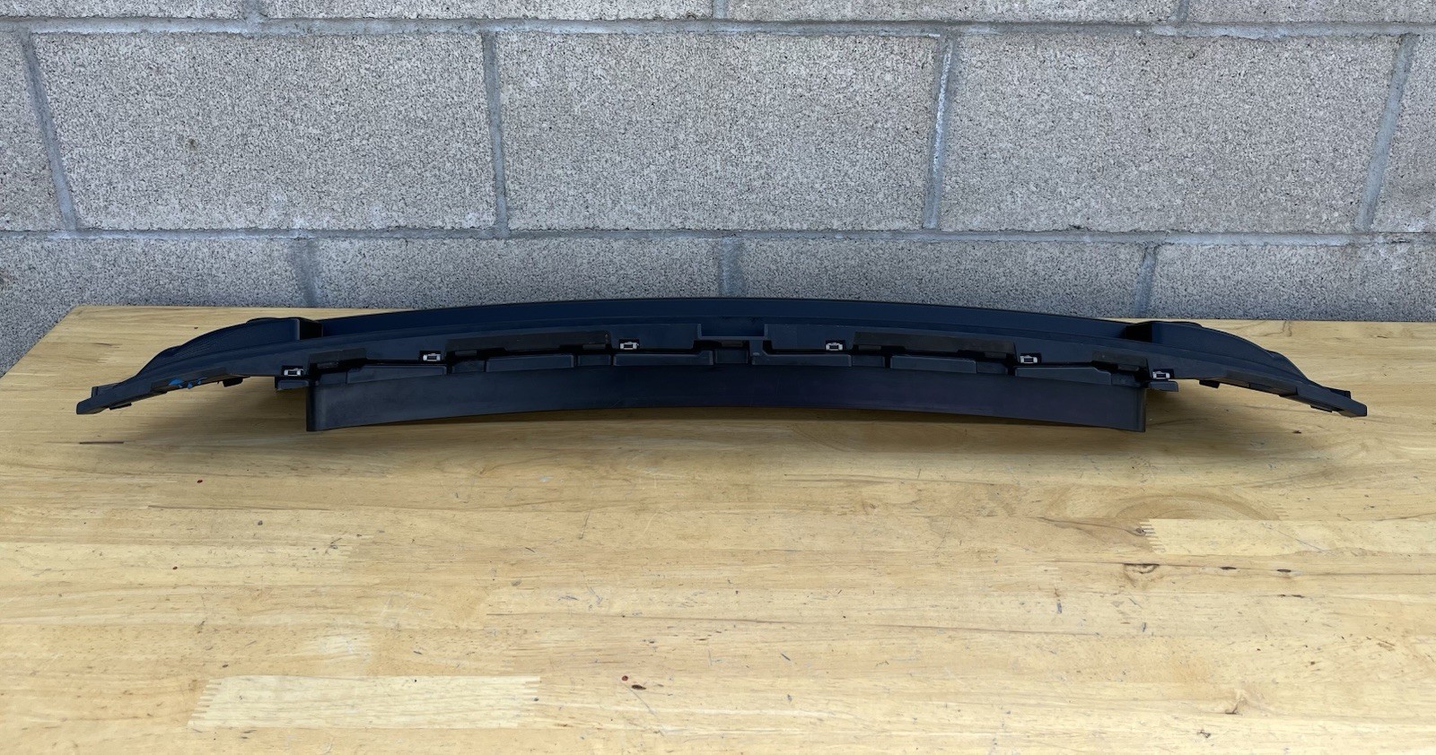 2023-2024 MASERATI Grecale Front Bumper Lower Grille Panel Insert 670198182