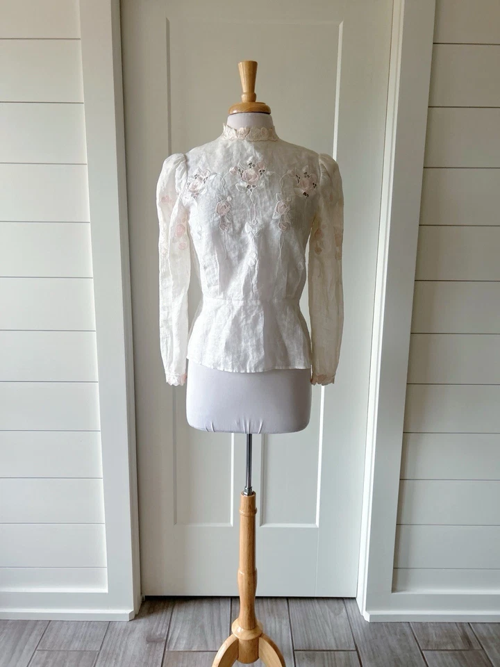 Victorian Linen Blouse Cloak Of Many Colors 100% Natural Fiber Embroidery Floral - Image 4 of 4