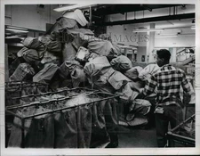 1966 Press Photo The Parcel Post annex bags ready for delivery in Leroy Wilkes