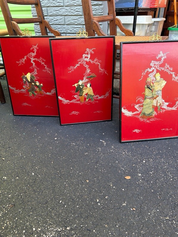 Vintage Red Lacquer Asian Wall Plaque Set 3 Pc Made in Hong Kong Relief Art