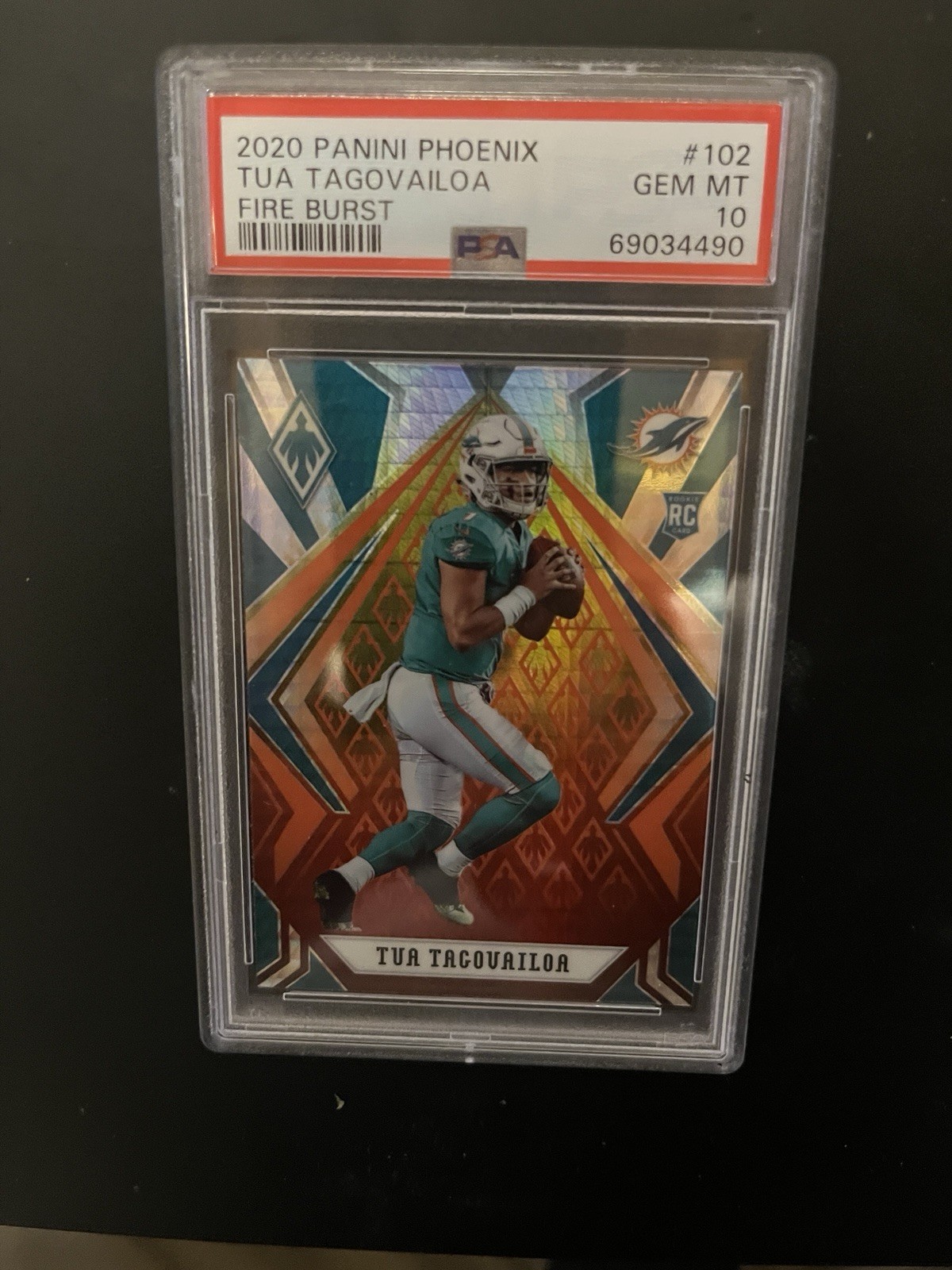 2020 Panini Phoenix - Rookies Tua Tagovailoa #102 Fire Burst (RC)
