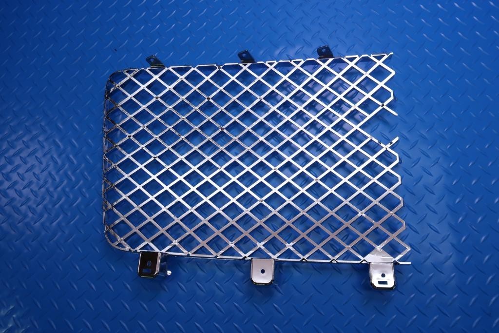 Bentley Bentayga 2021-2025 FRONT+LEFT Grille
