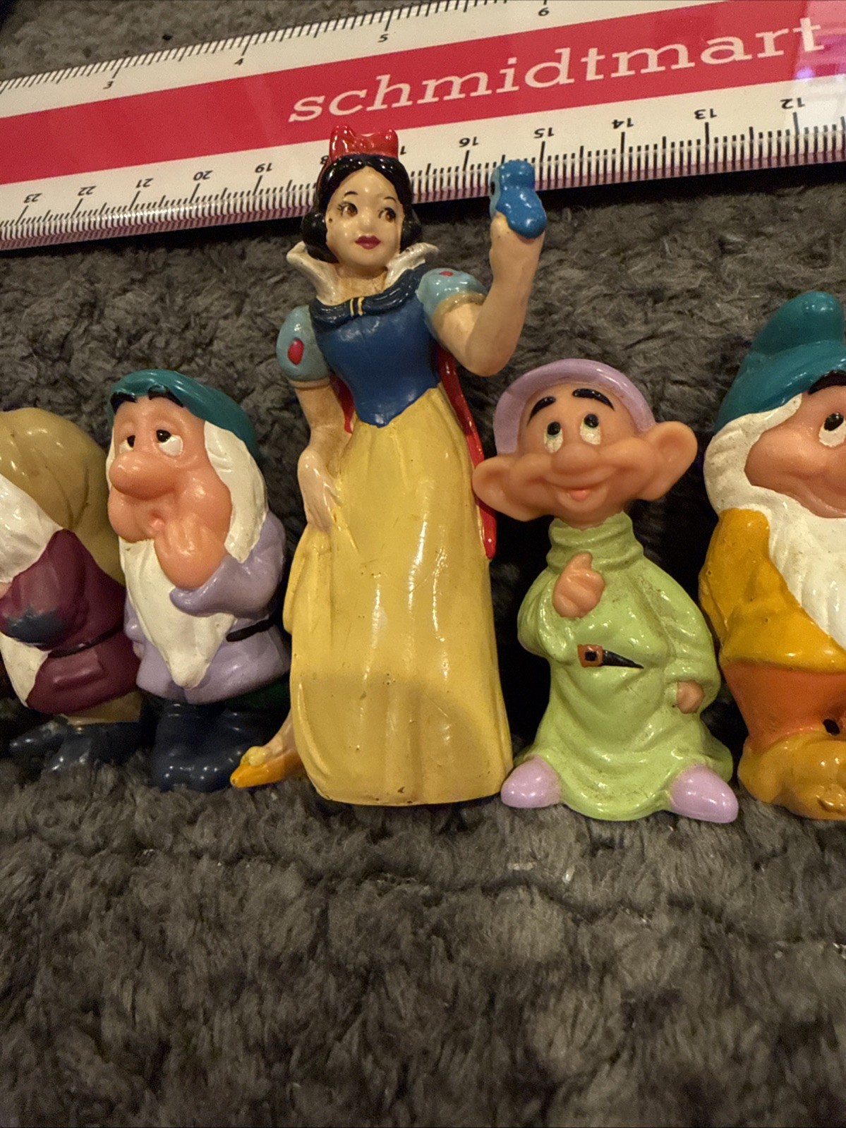 Disney Plus Simble Vintage Disney Snow White and the Seven Dwarfs 2