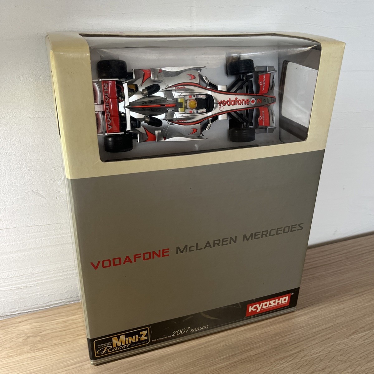 ミニッツ F1 ボーダフォン マクラーレン メルセデス MP4-22 新品未開封 Very Rare Kyosho MINI-Z Racer Formula1 Vodafone Mclaren Mercedes