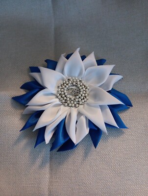 Zeta Phi Beta Blue And White Pearl Flower Lapel Pin