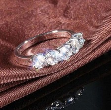 Round Cut 1.80 Ct Lab-Created White Diamond Wedding Ring 925 Sterling Silver