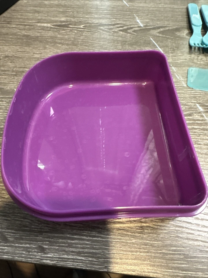 Zak Kids Girl’s Frozen BPA Free Purple Blue Lunch Box w/ Plastic Spoon and Fork - Image 2 of 4