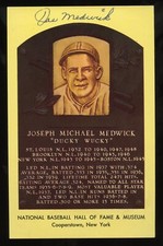 Joe Medwick signed autograph 3.5x5.5 Post Card Baseball Player BAS Full Letter