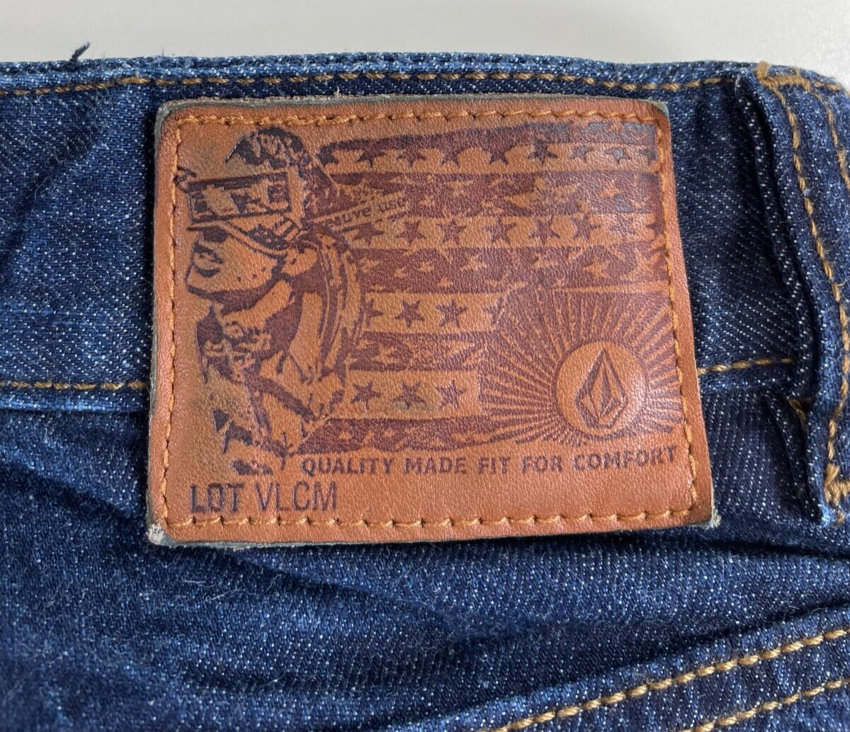 Volcom Solver Modern Straight Regular Rise Mens D… - image 9