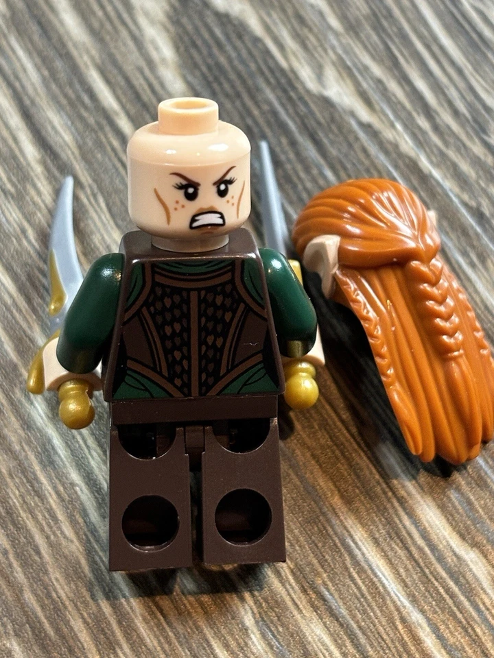 LEGO El Señor de los Anillos / El Hobbit Tauriel Elfo Minifigura Completa con armas Foto 3 de 3