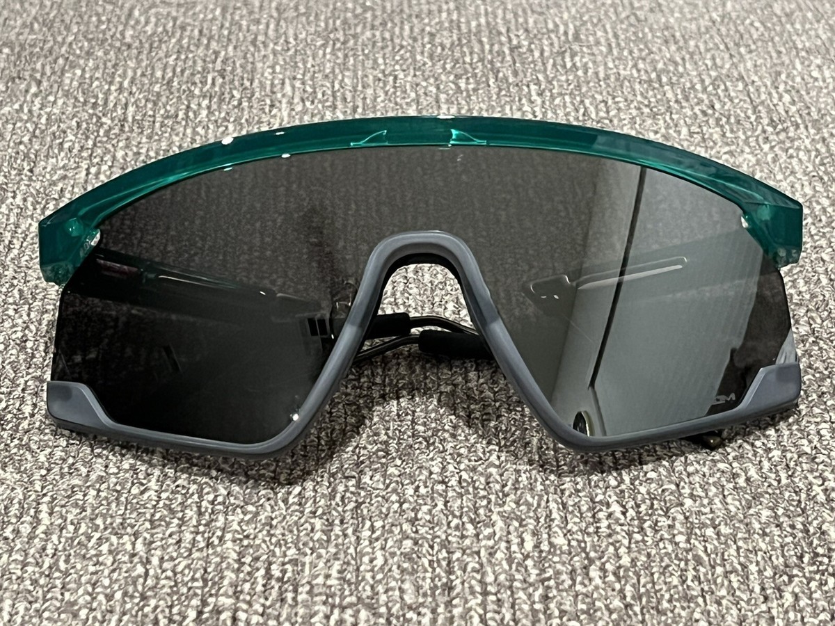 NEW OAKLEY BXTR Metal OO9237-0539 Trans Viridian/Prizm Black NEW OAKLEY BXTR Metal OO9237-0539 Trans Viridian/Prizm Black