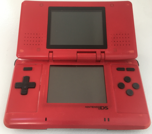 Console originale Nintendo DS NTR-001 avec chargeur - rouge lave - fonctionne testé - Photo 1 sur 2