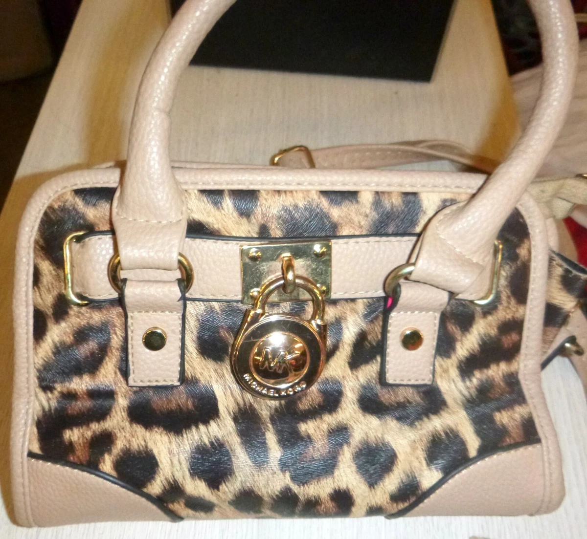 Michael kors top leopard purses