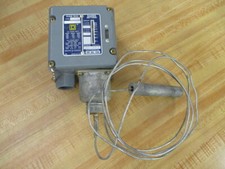 Square D 9025-BCW33 Tempurature Switch 9025BCW33