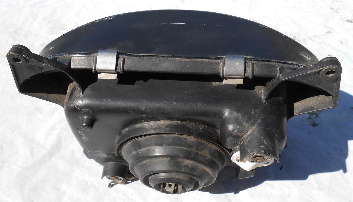 85 86 87 KAWASAKI NINJA ZX 6 600 HEAD LIGHT BUCKET LENSE