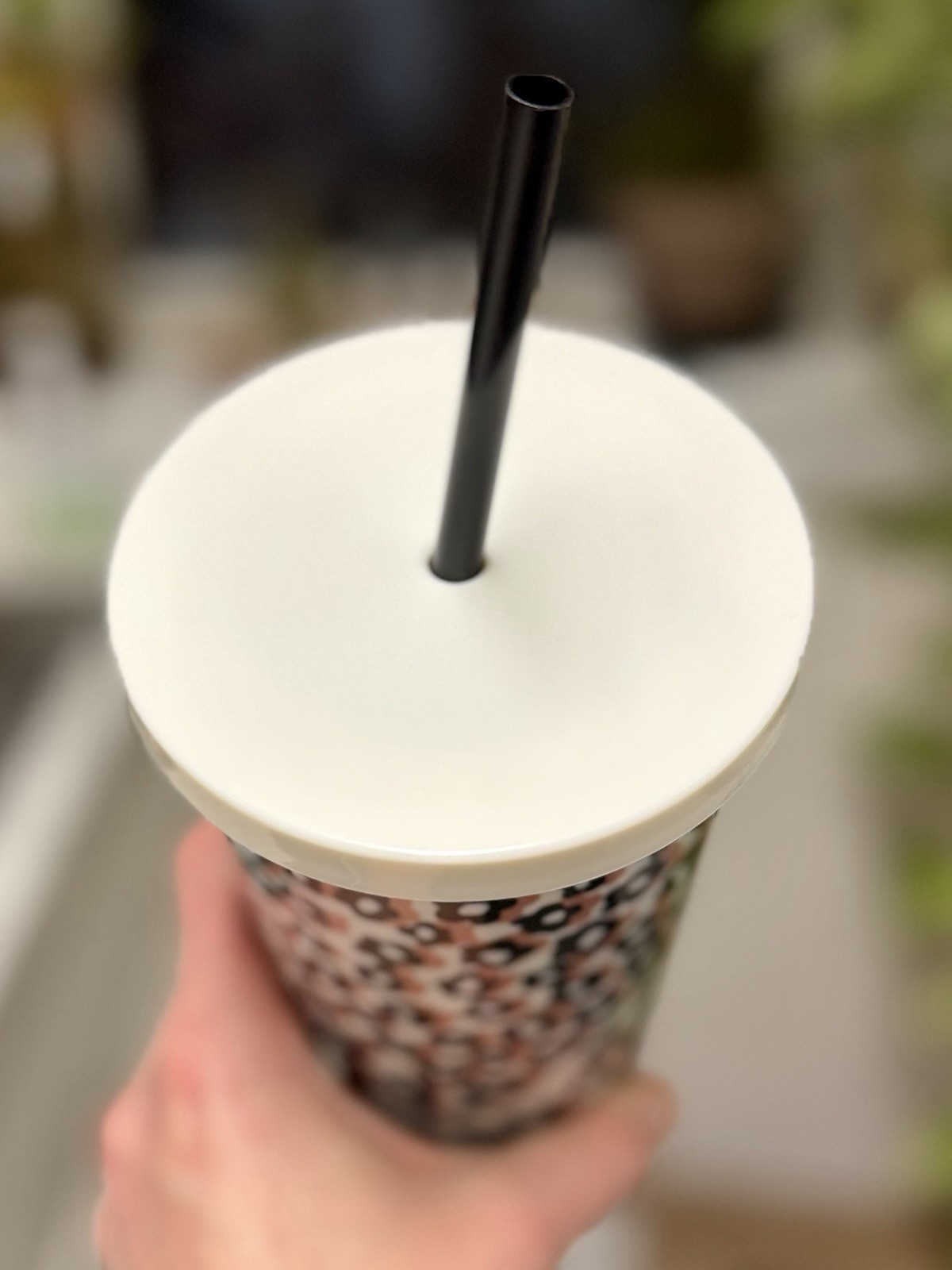 Kate Spade Reusable Travel Cup W/Lid Straw Flower Print Beige Black thumbnail 3