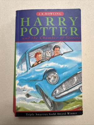 J.K. ROWLING BOOK HARRY POTTER AND THE CHAMBER OF SECRETS BY BLOOMSBURY, C.1998