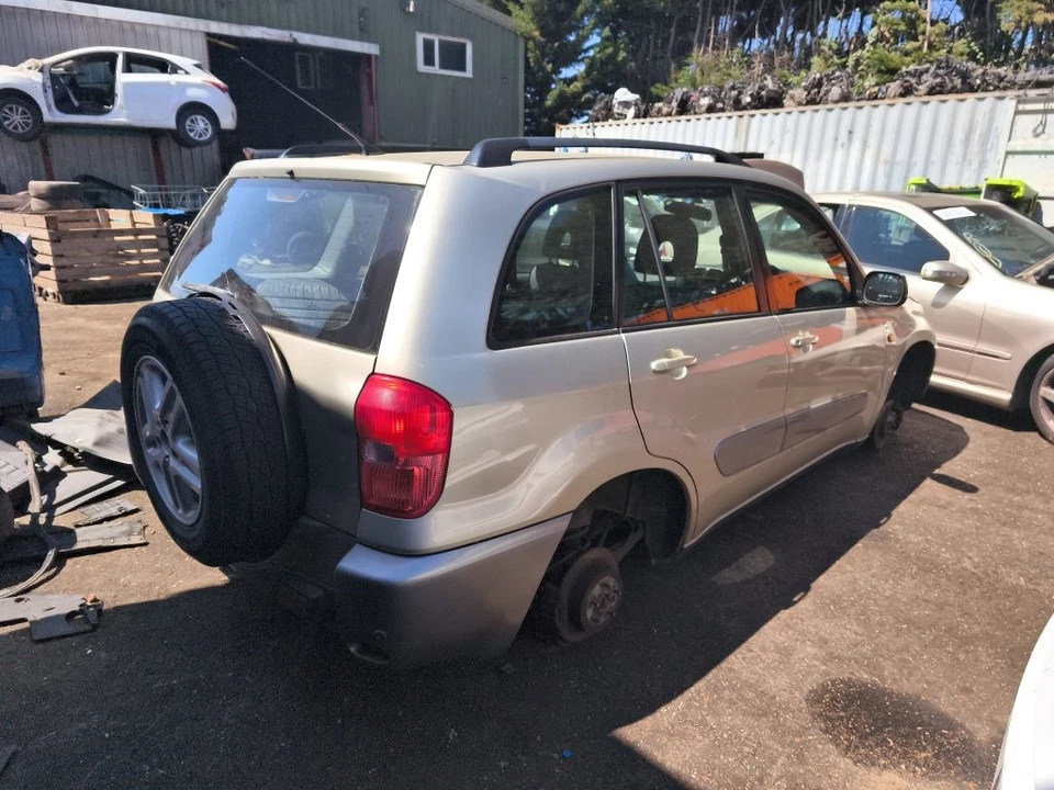 TOYOTA RAV-4 2000-2005 CD HEAD UNIT - Image 3 of 3