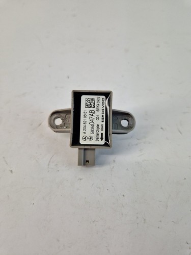 MERCEDES BENZ C w204 Airbag Crash Control Sensor Trigger Impact Unit a2048210651