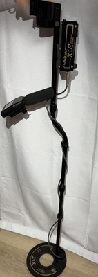 White s XLT Spectrum E Series Metal Detector Complete w/ Charger Manuals