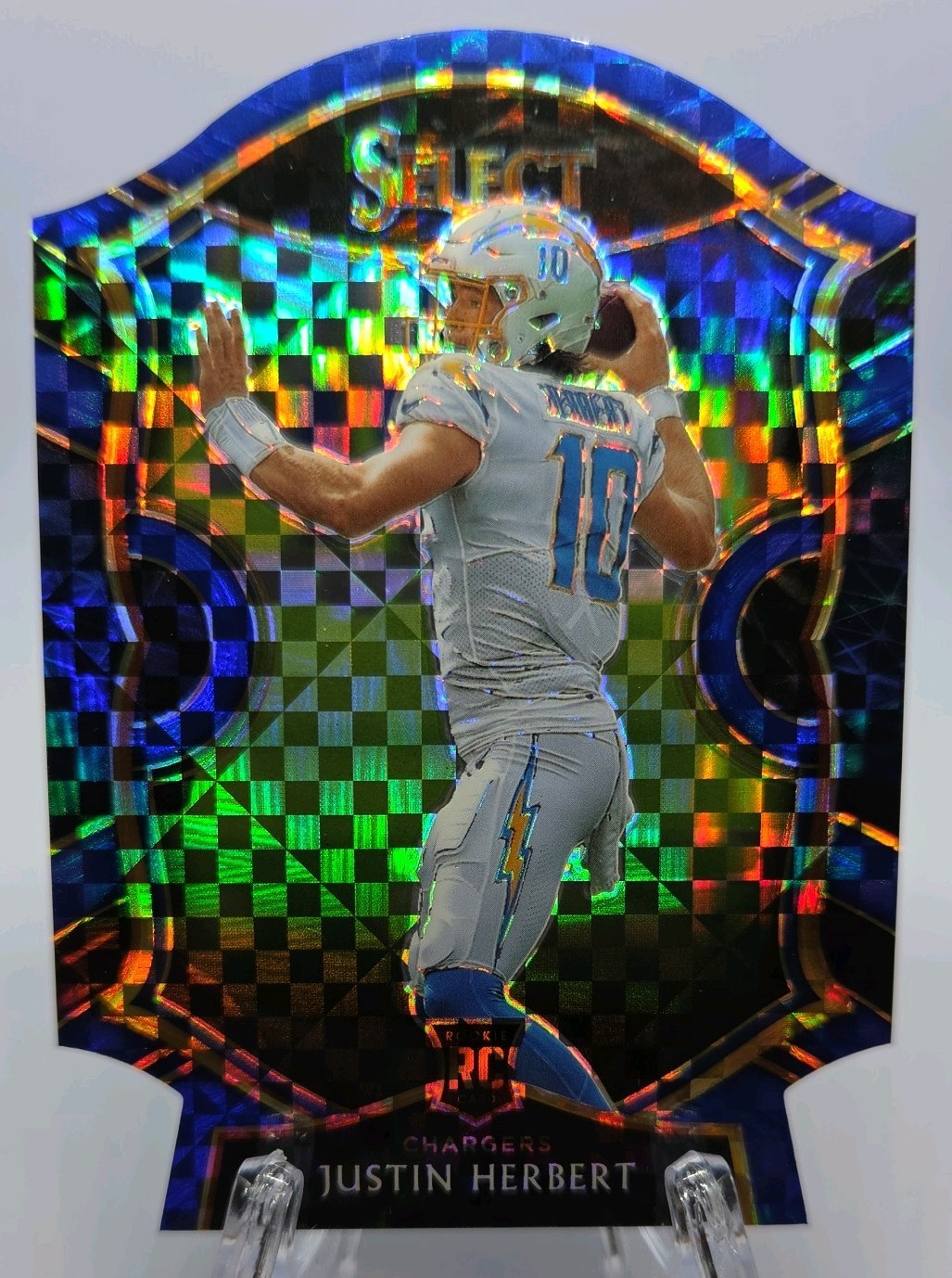 2020 Panini Select Justin Herbert RC Blue Checkerboard Prizm DieCut #44 Chargers