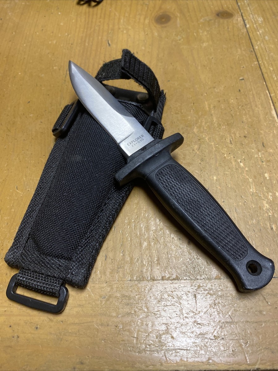 Rare/Vintage Valor Explorer 21-030 440 Steel Fixed Blade Boot