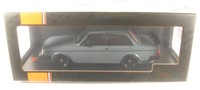 Volvo 240 Turbo Custom (Grau) 1985 1:18 Ixo