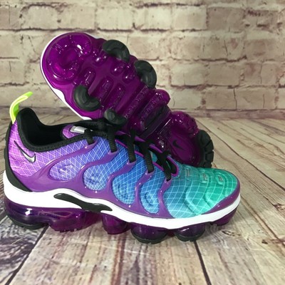 vapormax hyper violet