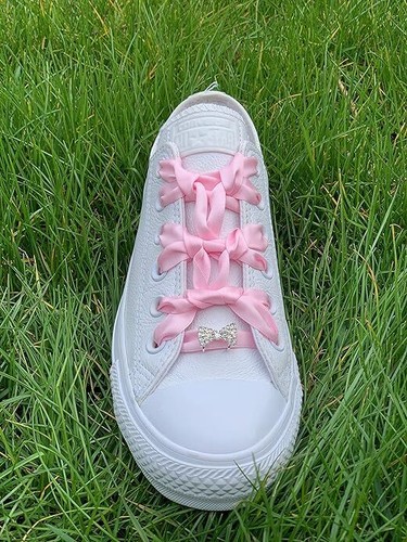 ¡Lindos dijes de zapatos de cristal para cordones de zapatos de entrenador! Perfecto para bodas Converse - Imagen 11 de 32