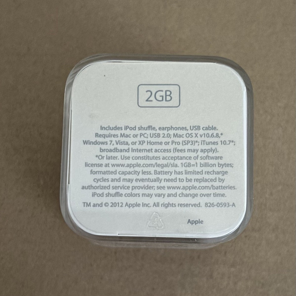 iPod shuffle 2GB 新品未開封 PKMJ2LL/A スペースグレイ s-l400.jpg