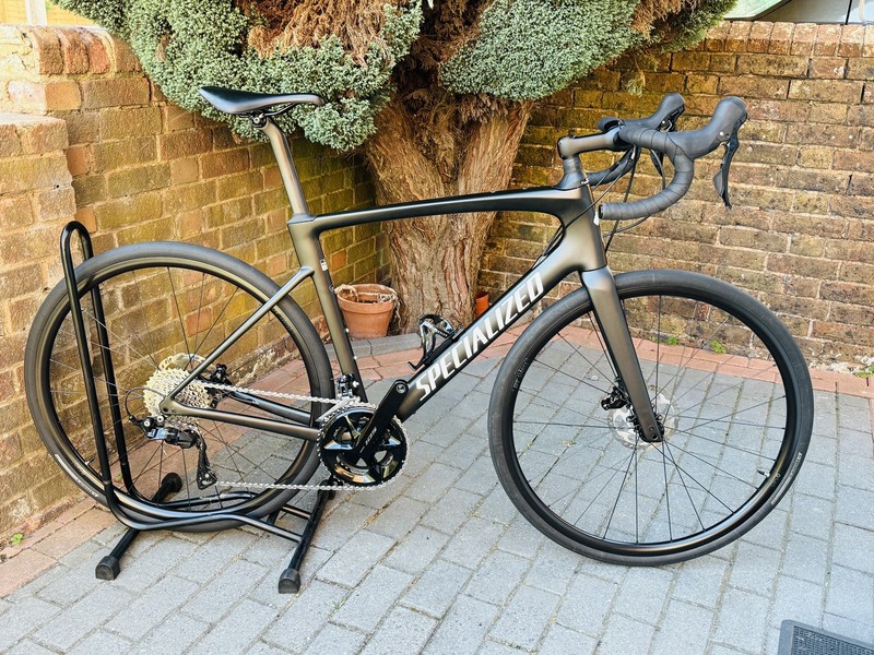 Specialized Roubaix SL8 Sport Carbon Road Bike (2024) – Size 58