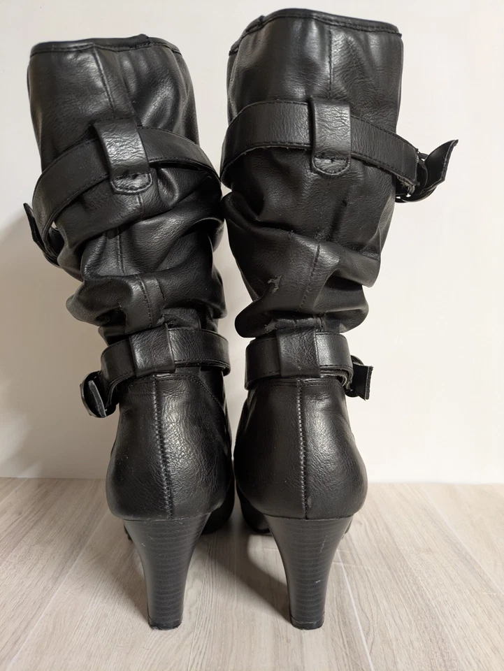 Y2K Faded Glory Women's Size 8 Slouchy Buckles Straps Black Vegan Leather - Image 3 of 4