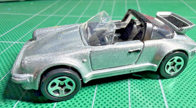 Hot Wheels Porsche 911 SC Targa Silver Diecast Toy Car 164 Scale Super Clean