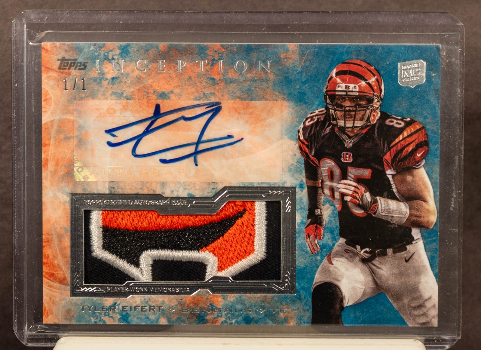 Tyler Eifert Topps Inception Autograph Jumbo Patches #TE Base